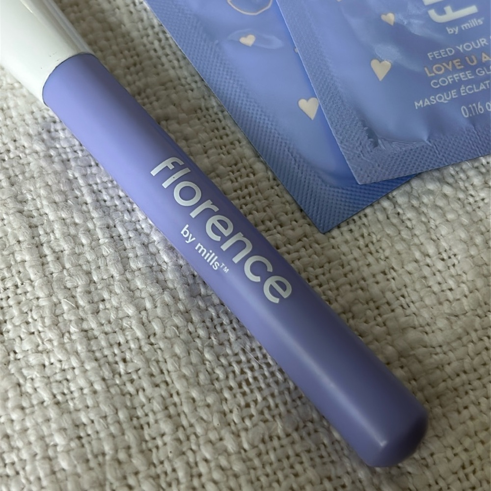 ⭐️5 for$20 -Set of New Florence by Mills Mask Brush and Coffee Glow Mask Samples - Picture 2 of 5